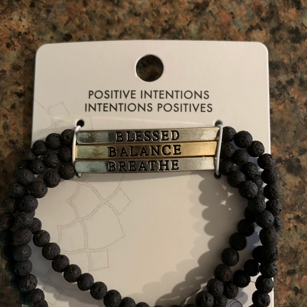 3 piece set diffuser bracelets - Picture 2 of 4